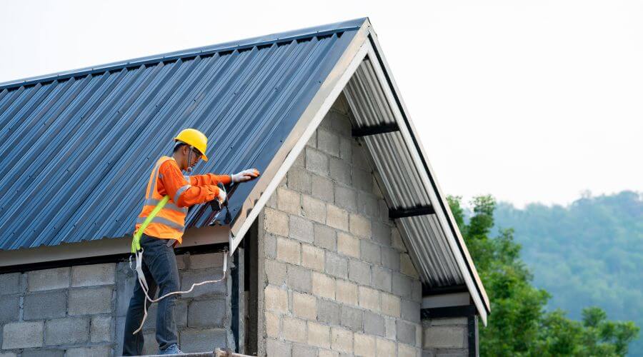 Expert top industrial roofings services in Hamlin, IA